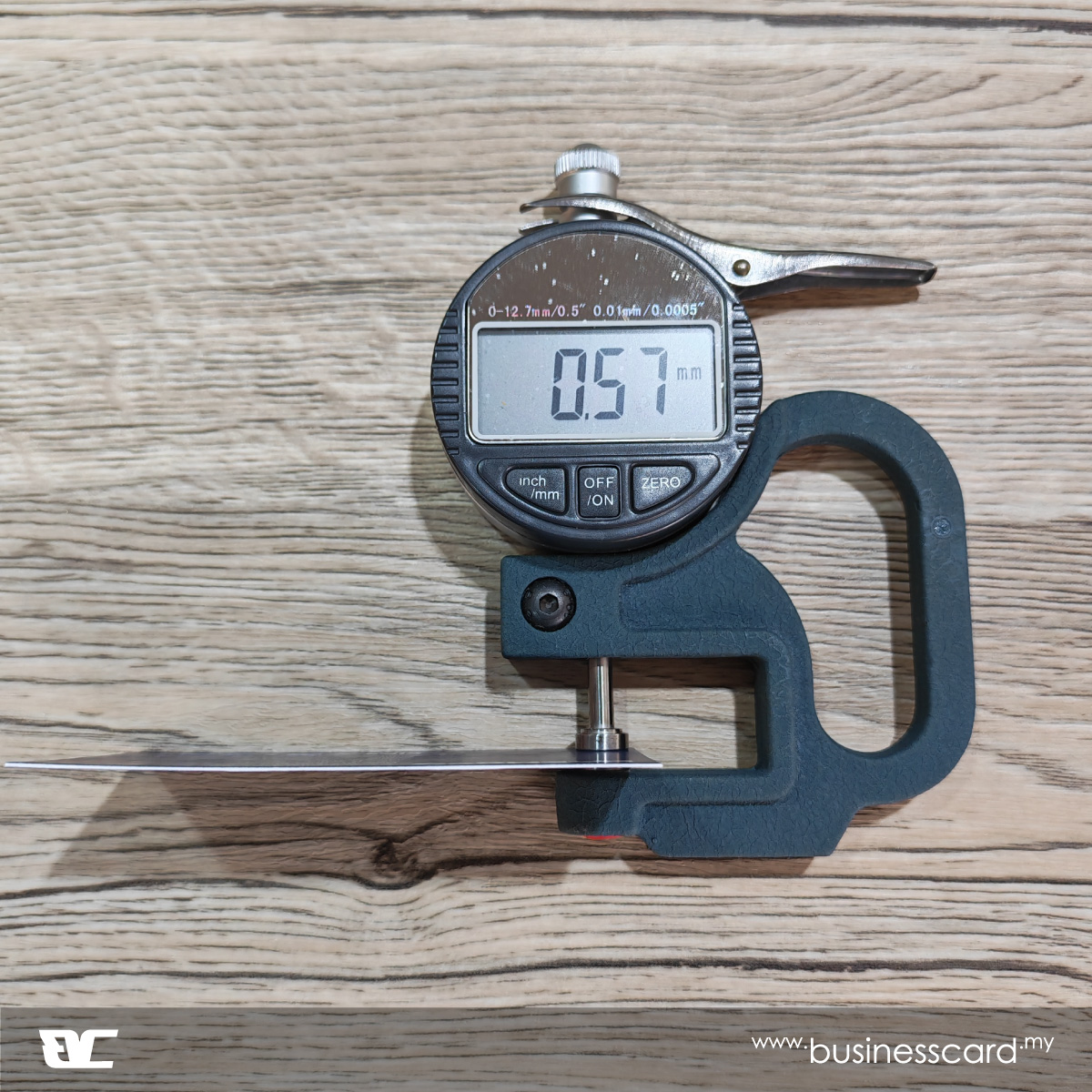 400gsm art card thickness measured with a caliper