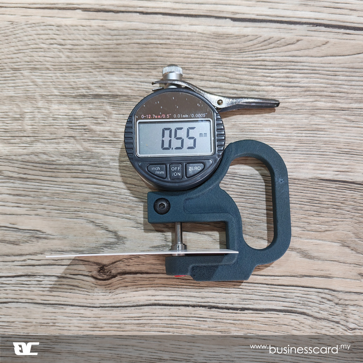 400gsm art card thickness measured with a caliper